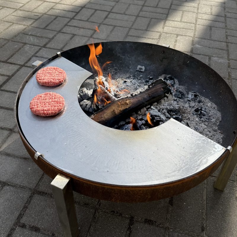 Gatavošanas virsma no nerūsējoša tērauda v2 PRO Burgeru gaļas grillēšana uz nerūsējoša tērauda gatavošanas virsmas ugunskuram